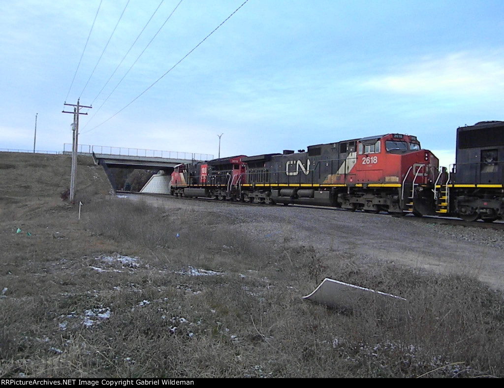 CN 2618